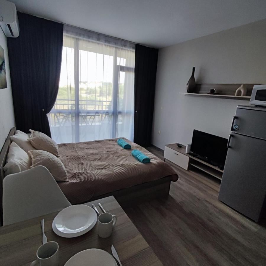 Sorrento Sole Mare - Apartments By The Beach Sveti Vlas Exterior foto